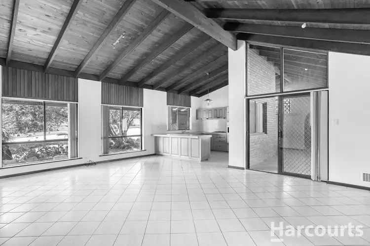 47 Leighton Road, Halls Head WA 6210