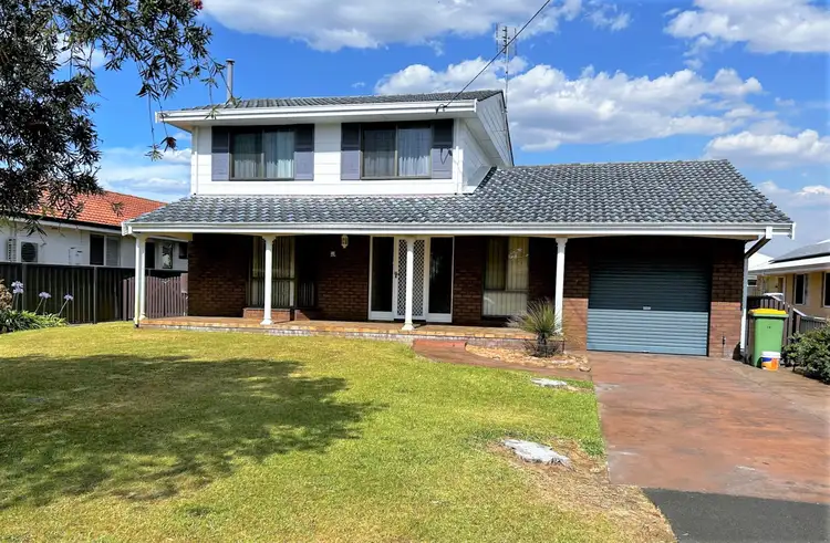 15 Jolliffe Street
