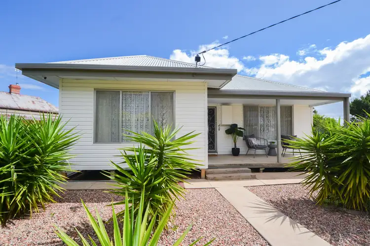 Main view of Homely house listing, 5 Aitken Avenue, Donald VIC 3480