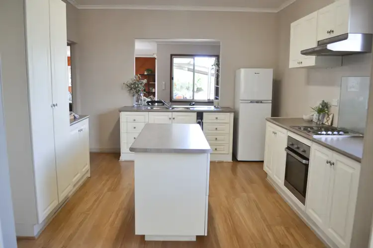 Sixth view of Homely house listing, 5 Aitken Avenue, Donald VIC 3480