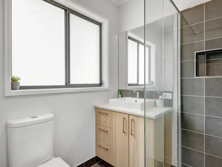 Sixth view of Homely house listing, 1 Hogan Street, Wangaratta VIC 3677