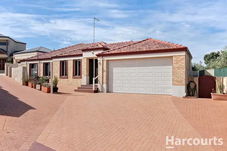 5 Pinnace Court, Halls Head WA 6210
