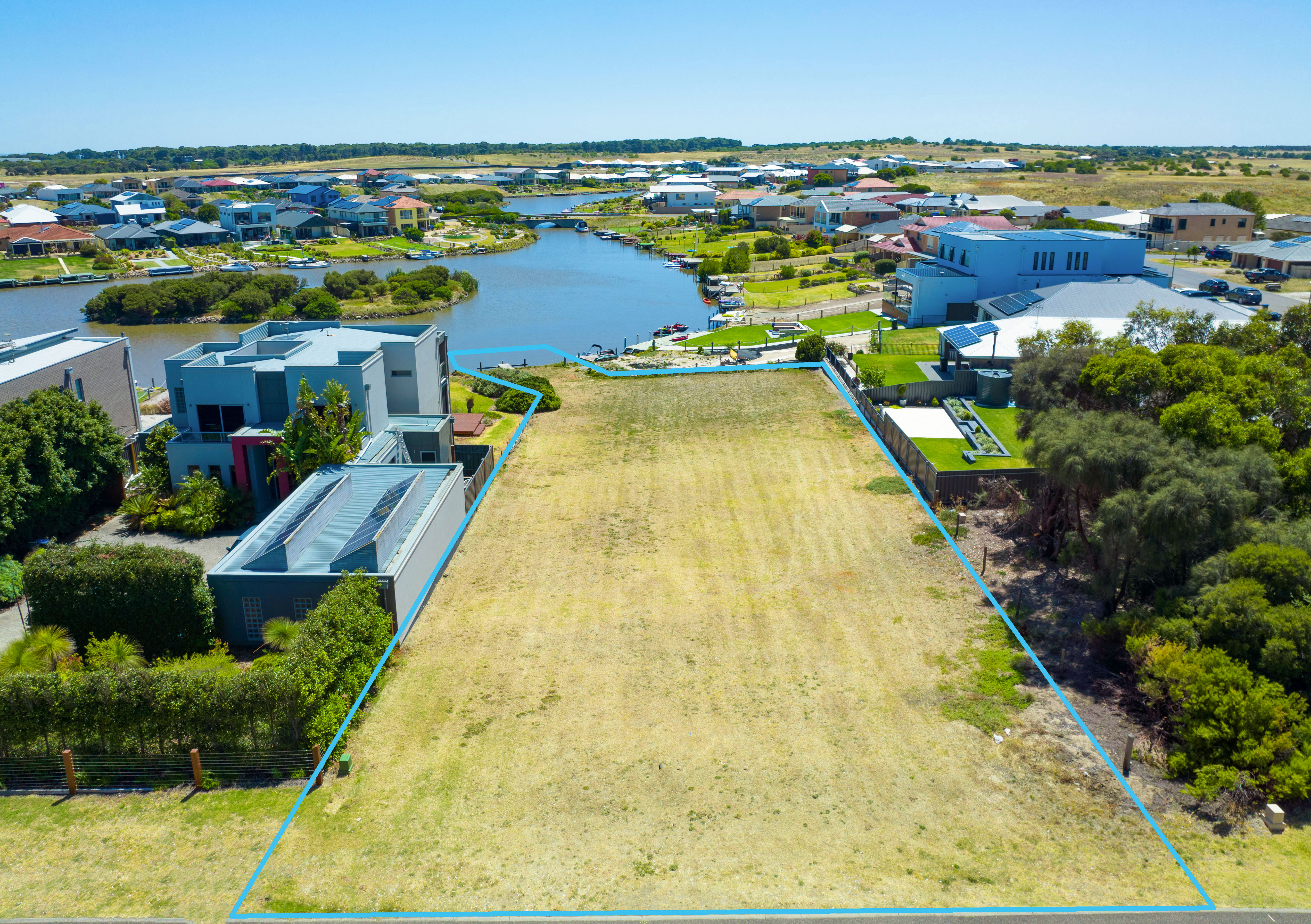 4 Wentworth Parade, Hindmarsh Island SA 5214