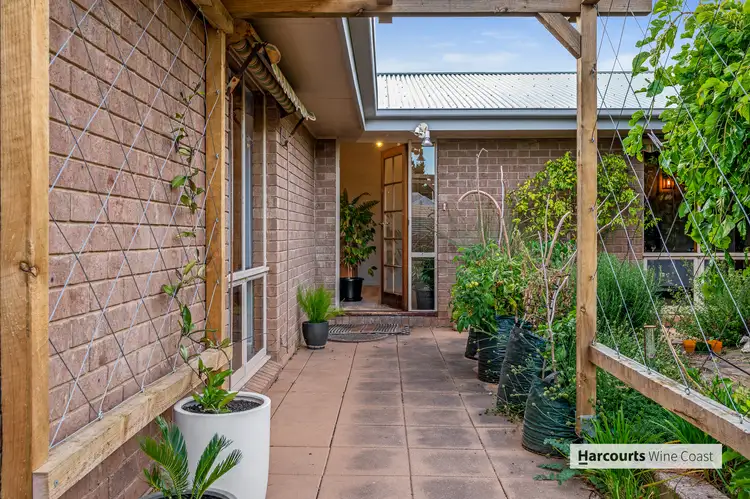 30 Stirling Cresent, Aldinga Beach SA 5173