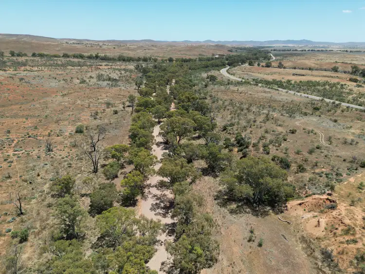 105 Gleeson Road, Yanyarrie SA 5432