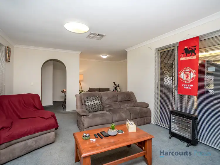 Seventh view of Homely semi-detached listing, 8 Tall Karri Close, Camillo WA 6111