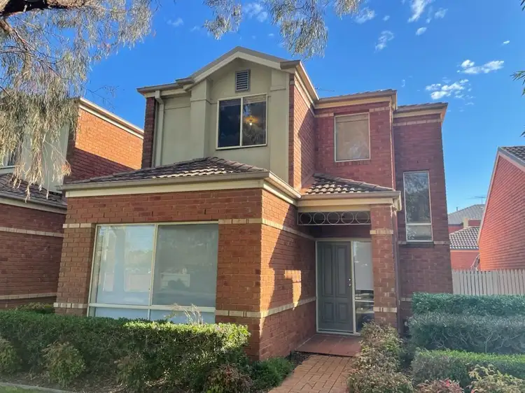 697 Waverley Road