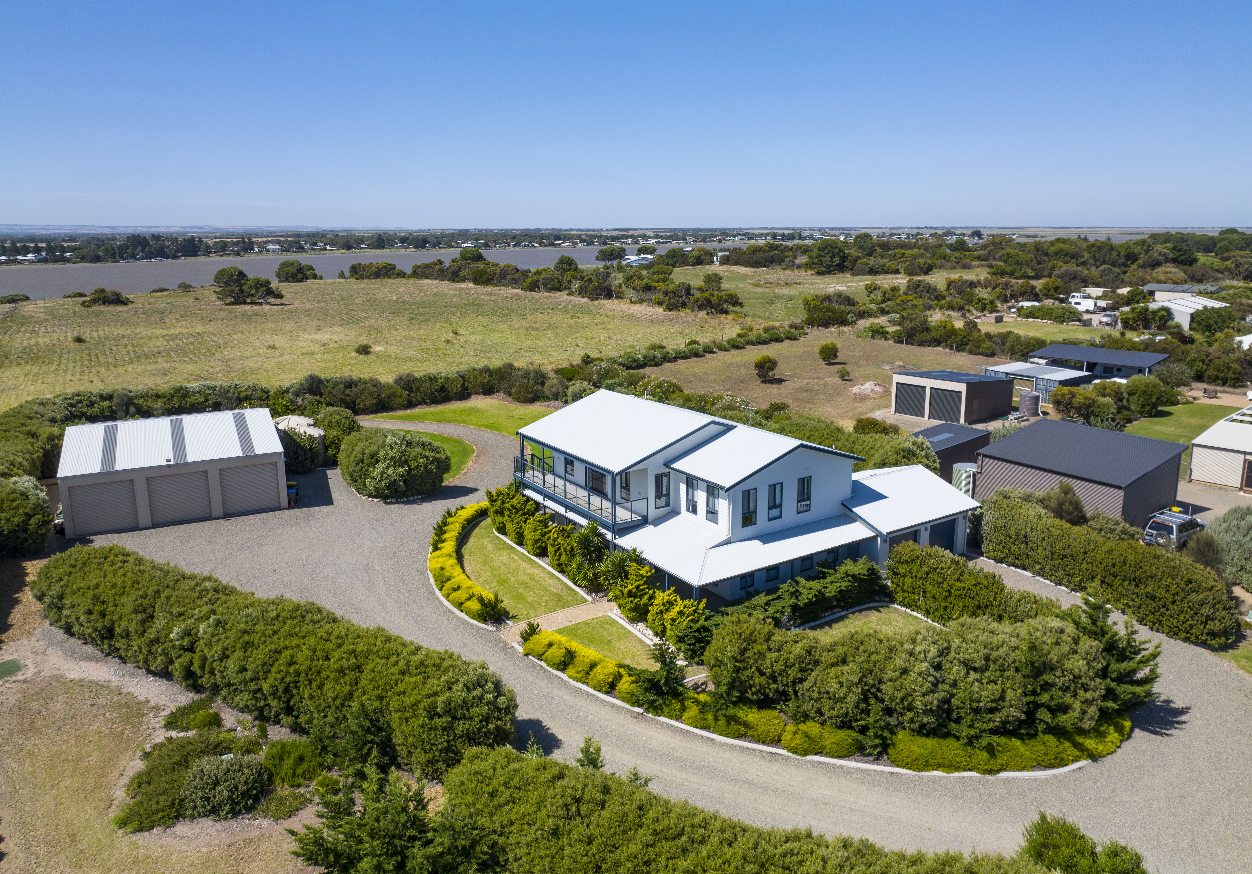 29 Gow Drive, Hindmarsh Island SA 5214