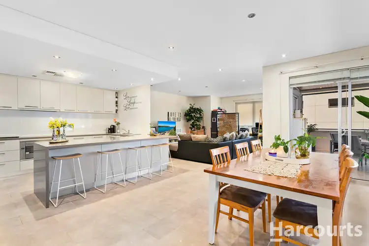 Fifth view of Homely house listing, 2/15 Treviso Mews, Mandurah WA 6210