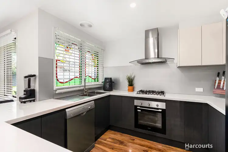 Fifth view of Homely house listing, 10 Inglebrae Court, Noble Park North VIC 3174