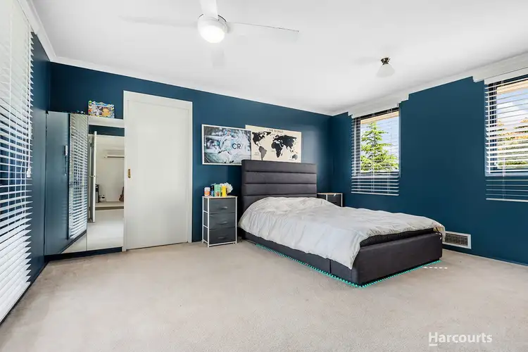 Sixth view of Homely house listing, 10 Inglebrae Court, Noble Park North VIC 3174