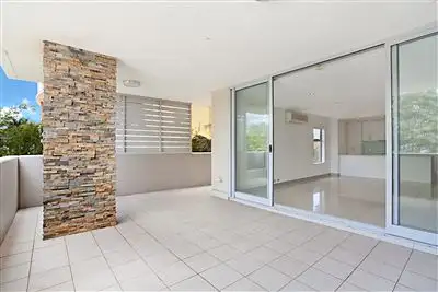 Sixth view of Homely unit listing, 7/83 Marine Parade, Redcliffe QLD