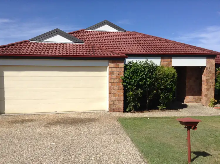 3 Billinghurst Crescent