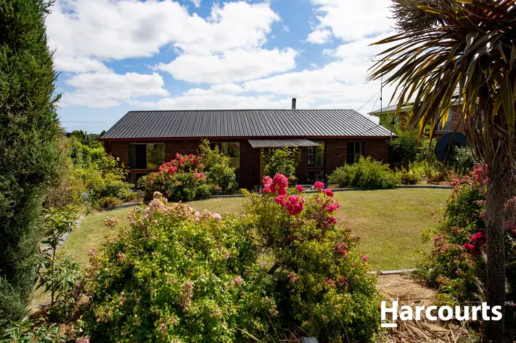 12 Ernest Street, Beauty Point TAS 7270