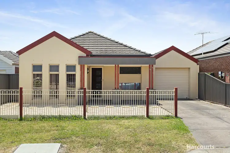 Main view of Homely house listing, 10 Fairchild Place, Pakenham VIC 3810
