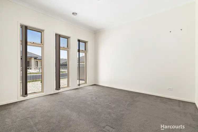 Sixth view of Homely house listing, 10 Fairchild Place, Pakenham VIC 3810