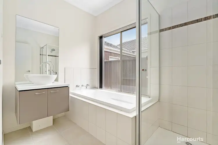 Seventh view of Homely house listing, 10 Fairchild Place, Pakenham VIC 3810