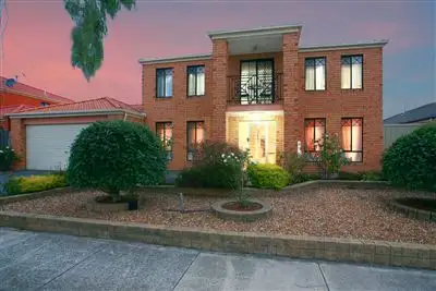 17 Brookland Greens Boulevard, Cranbourne VIC