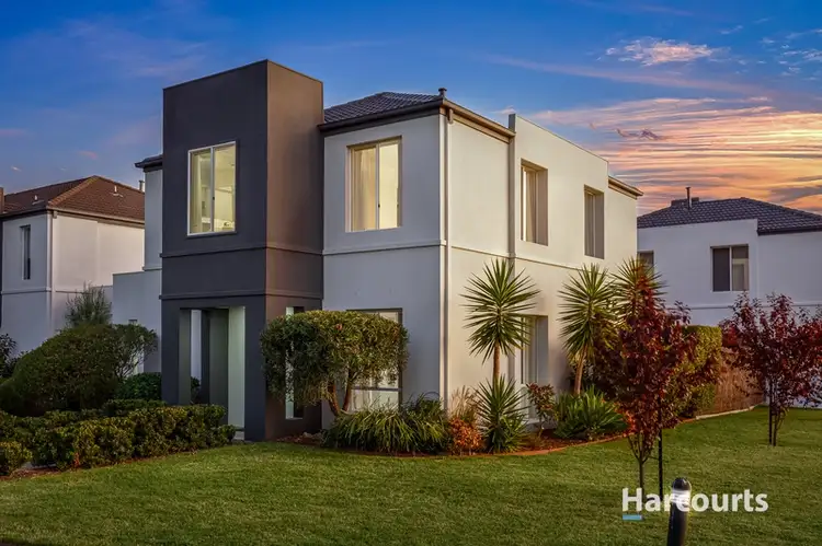 110 Sovereign Manors Crescent, Rowville VIC 3178