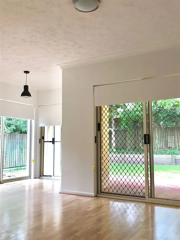 Fourth view of Homely unit listing, 2/50-52 Dickson Street, Morningside QLD 4170
