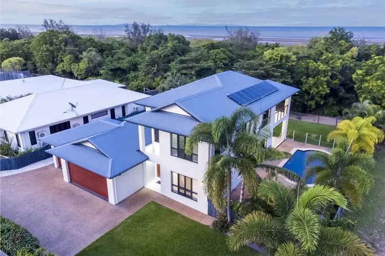 11 Margarita Court, Bushland Beach QLD 4818