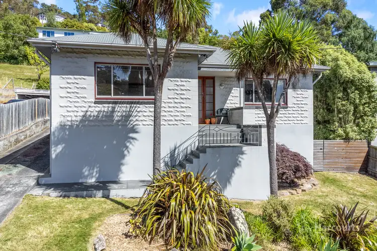 18 Giblin Street, Lenah Valley TAS 7008
