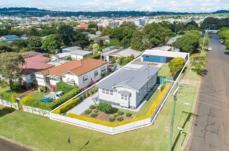 20 Second Avenue, Harristown QLD 4350