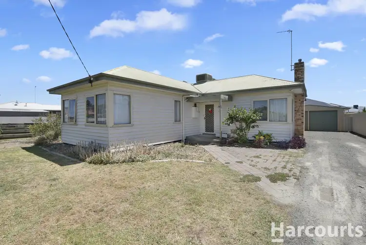 13 Williams Road, Horsham VIC 3400