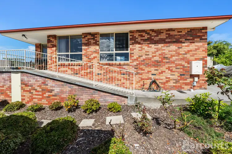 4/176 Branscombe Road, Claremont TAS 7011