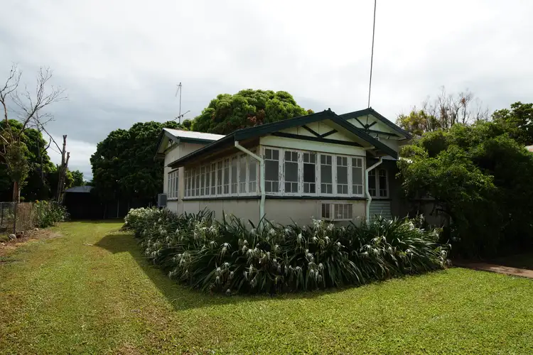 44 Thirteenth Avenue, Home Hill QLD 4806