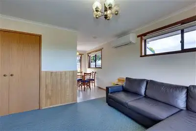 Sixth view of Homely unit listing, 2/11 Mirramar Park, Blackmans Bay TAS