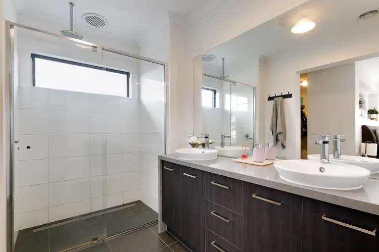 Sixth view of Homely house listing, 34 Periwinkle Crescent, Wallan VIC 3756