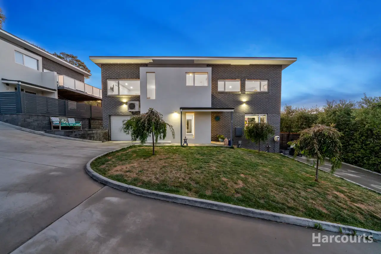 Main view of Homely house listing, 2/20 Derwent Avenue, Geilston Bay TAS 7015