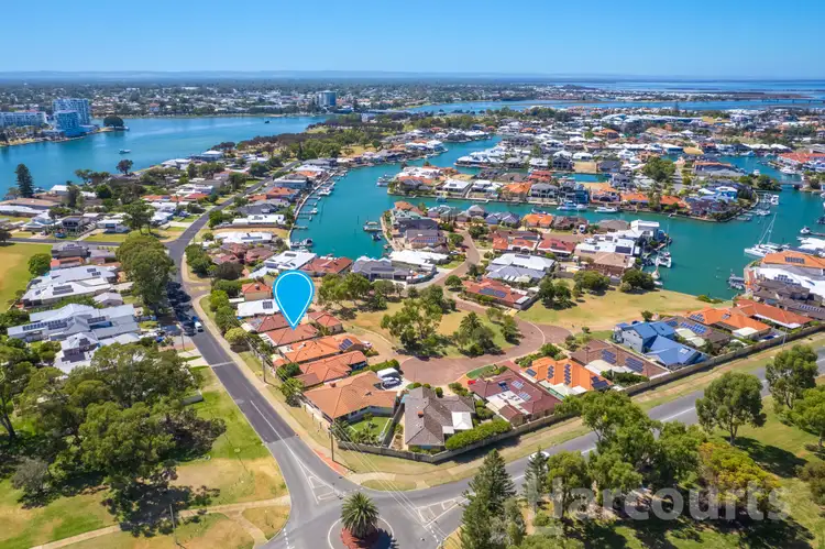Fourth view of Homely house listing, 4 Parkwater Cove, Halls Head WA 6210