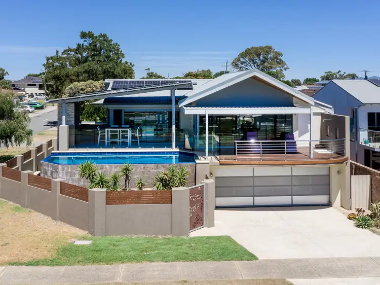 2 Alexandra Street, Rockingham WA 6168