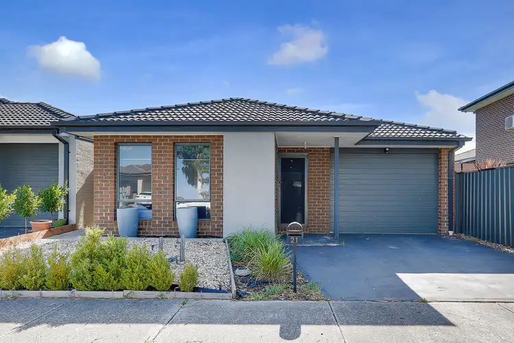 Main view of Homely house listing, 21 Woodgrove street, Craigieburn VIC 3064