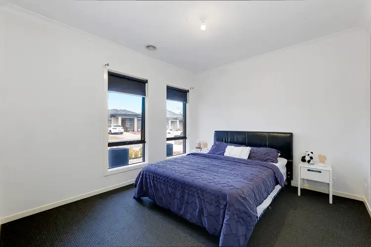 Third view of Homely house listing, 21 Woodgrove street, Craigieburn VIC 3064