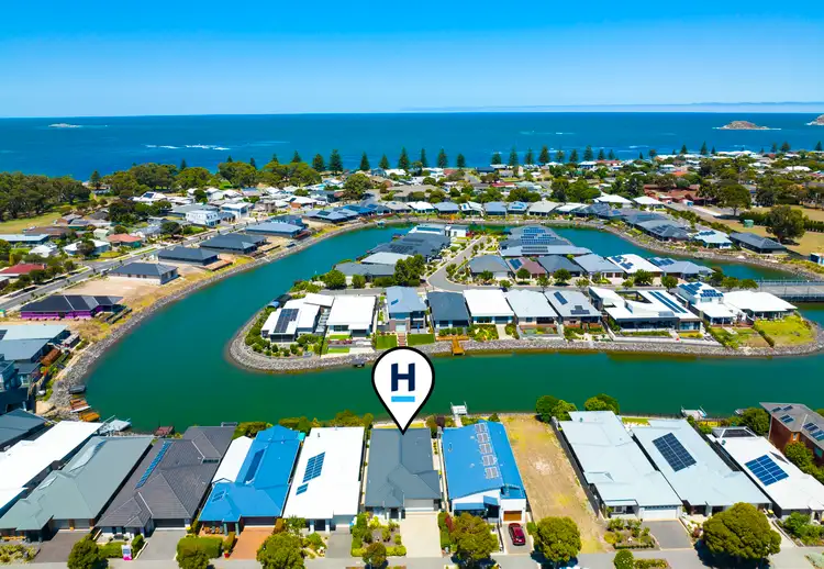Fourth view of Homely house listing, 18 Malen Avenue, Victor Harbor SA 5211