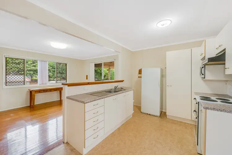 Sixth view of Homely house listing, 8 Primula Street, Nudgee QLD 4014
