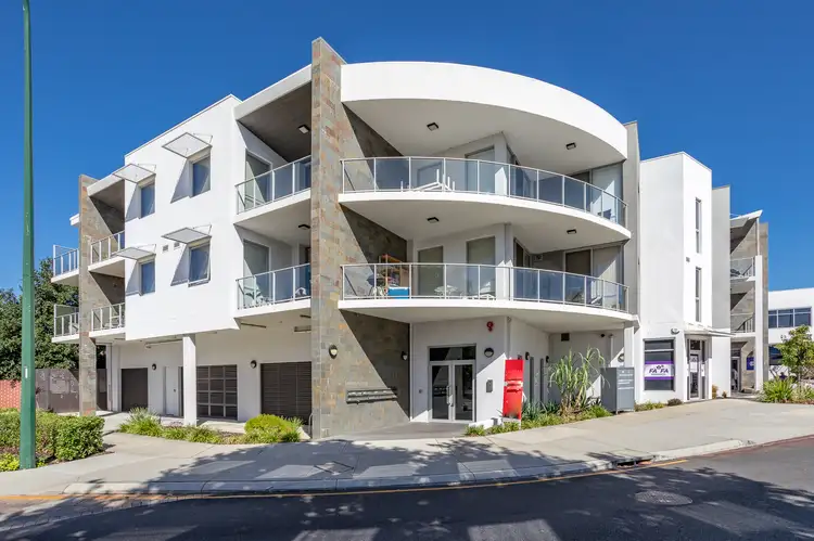 Main view of Homely unit listing, 15/5 Barker Avenue, Como WA 6152