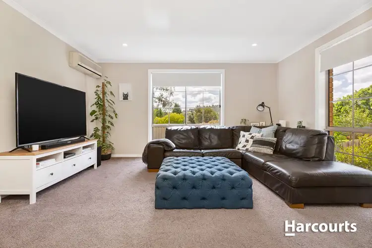 Third view of Homely house listing, 1/5 Emerald Court, Narre Warren VIC 3805