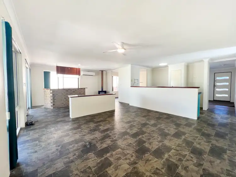 Seventh view of Homely house listing, 11 Orania Mews, Warnbro WA 6169