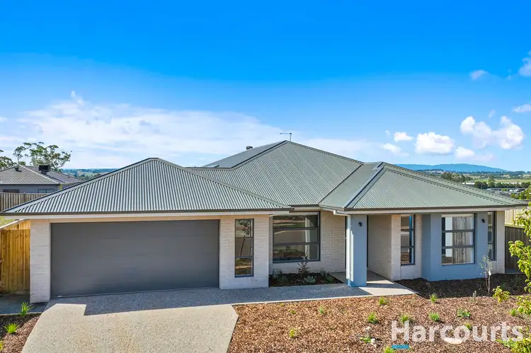 Main view of Homely house listing, 7 Kurrajong Road, Warragul VIC 3820