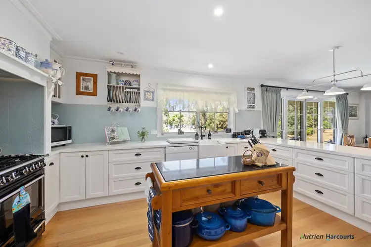 Seventh view of Homely house listing, 4 South Crescent, Eildon VIC 3713