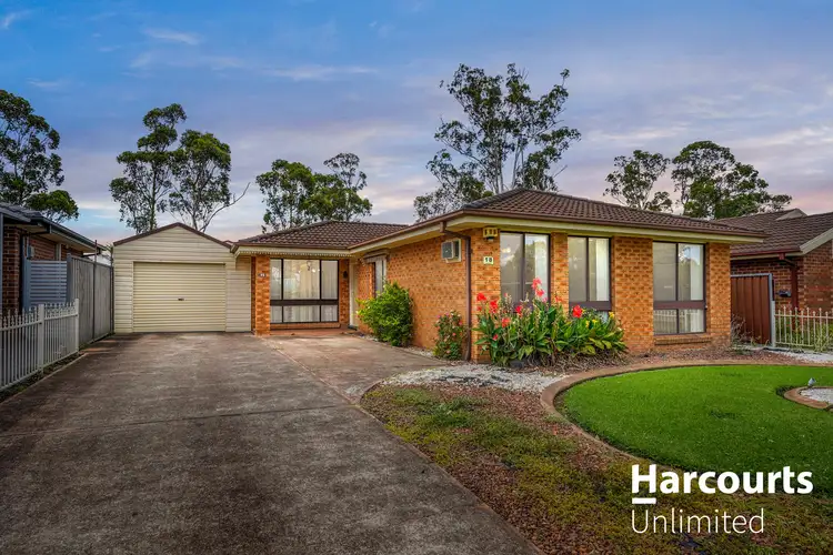 18 Lenton Crescent, Oakhurst NSW 2761