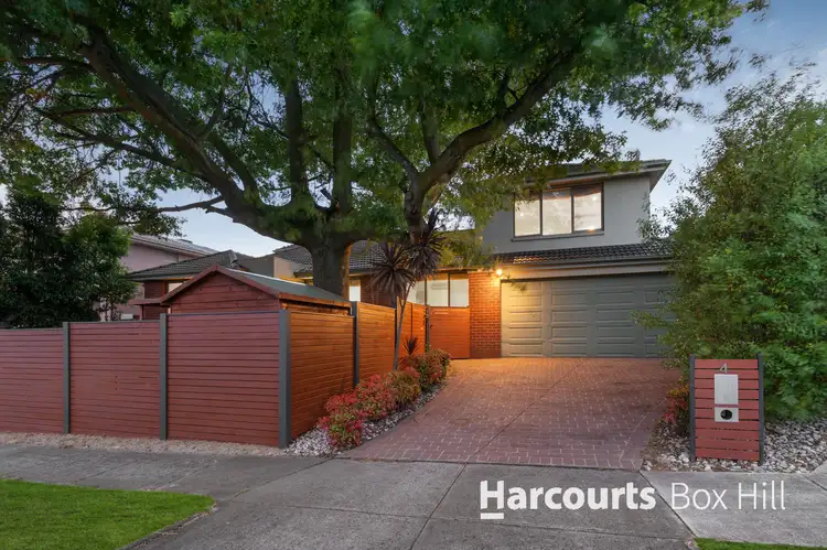 4 Toronto Avenue, Doncaster VIC 3108