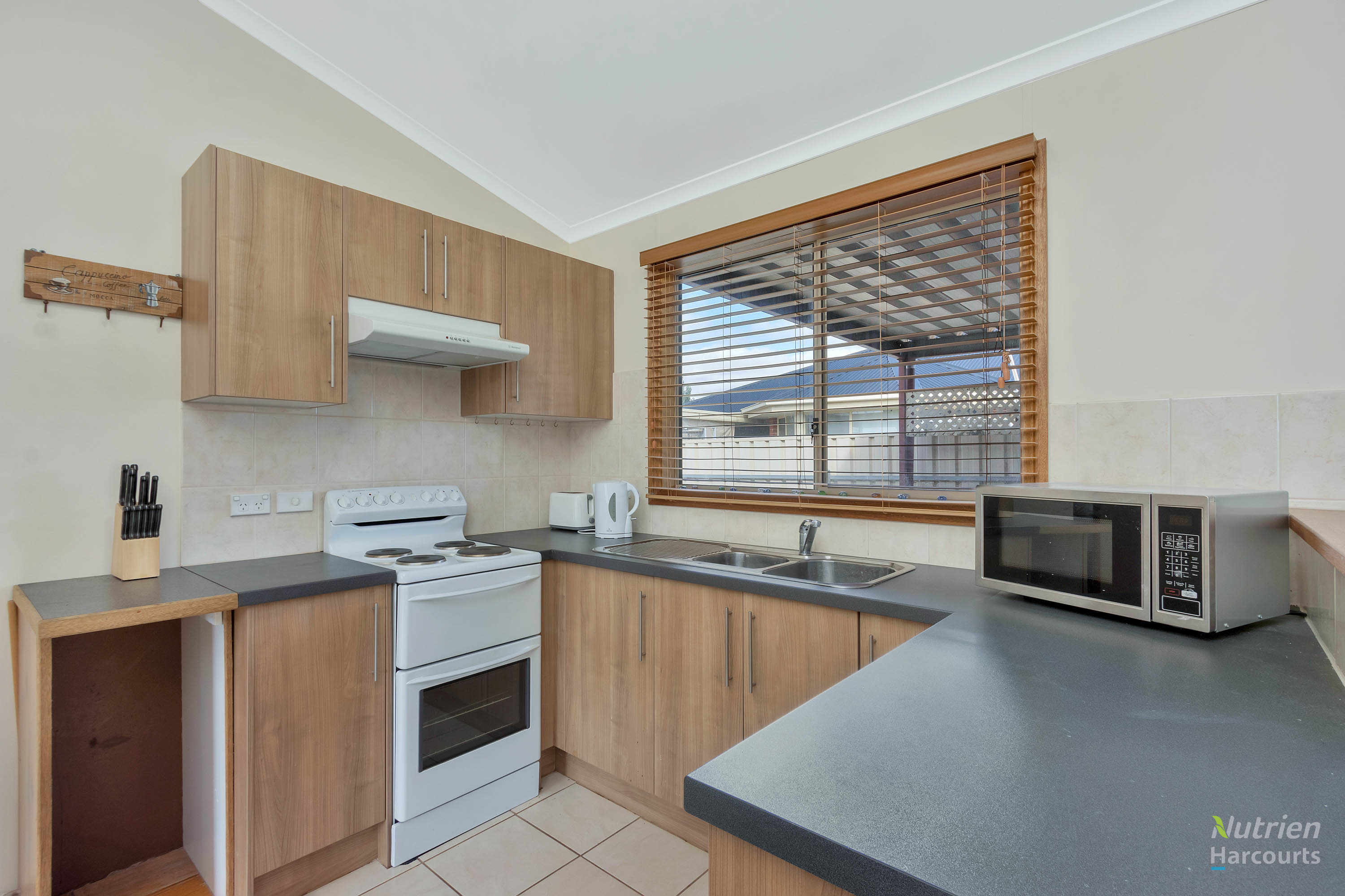 Sixth view of Homely house listing, 21 Cairns Crescent, Riverton SA 5412