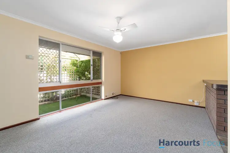 Third view of Homely house listing, 6 Curlew Court, Kelmscott WA 6111