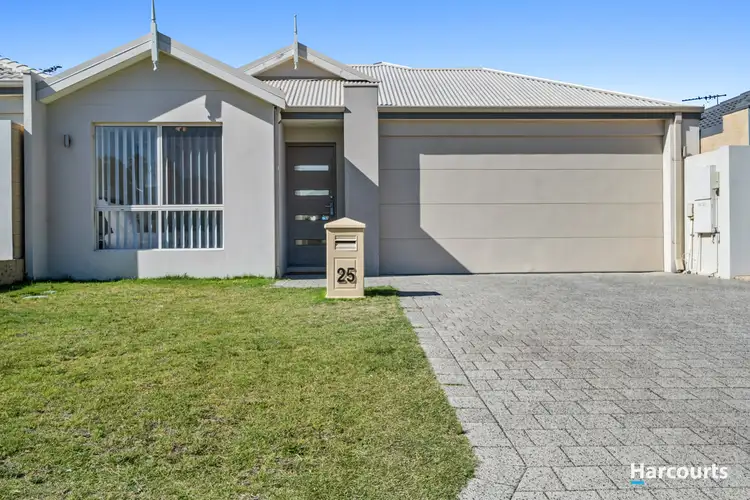 25 Vignerons Loop, Hocking WA 6065
