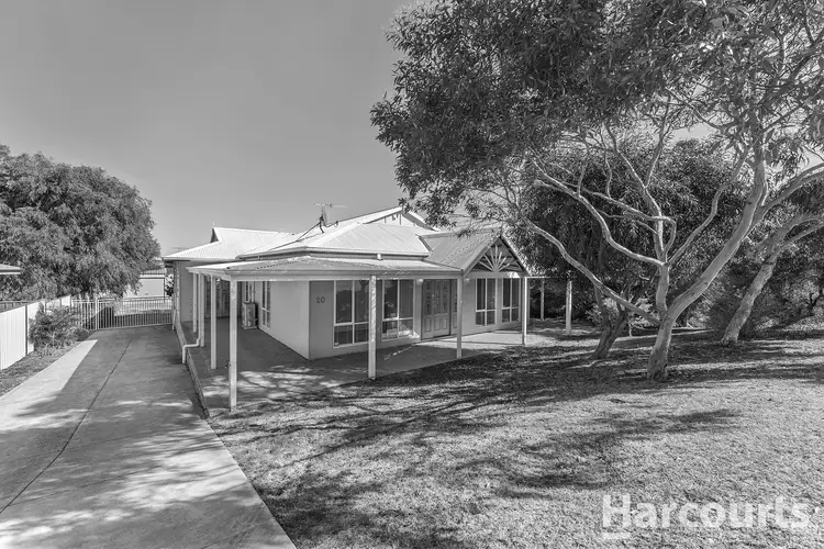 20 Scrivener Place, Halls Head WA 6210